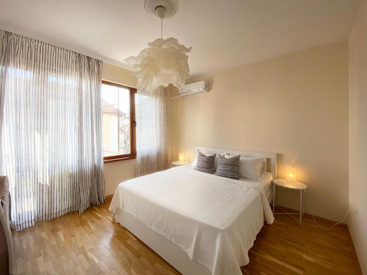 Lovely Apartment With Balcony In Pomorie Old Town By Flat Mаnаger Extérieur photo